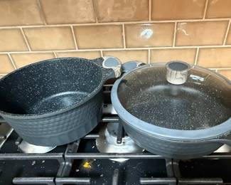 Deane and White Non-Stick Cookware Set Style