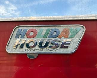 Holiday House Travel Trailer
