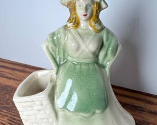 Shawnee Style Dutch Girl Planter