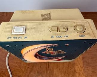 GE Nitey Lite Radio Model 7-4111A