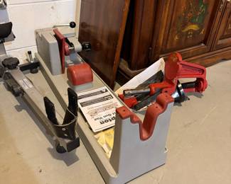 Tipton Best Gun Vise and Pacific Reloading Tool