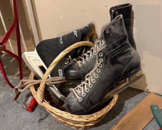 Vintage Bauer Black Panther Ice Hockey Skates