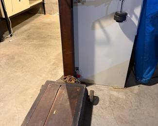 Vintage Fairbanks 500 LBS Platform Scale