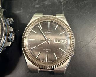 Two Seiko watches both need work