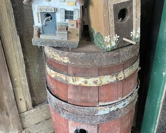 Wooden barrel & bird houses