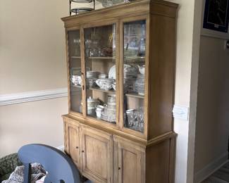 Hutch, China Sets, Party Supplies