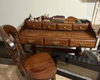 Cool wood vintage desk and chunky chair 