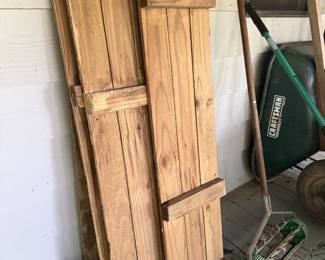 Wood doors used for wedding decor