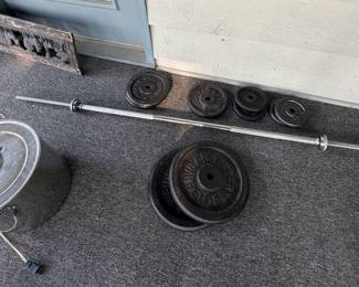 Weight bar and weights