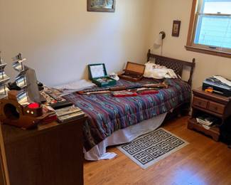 2nd bedroom