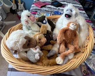 basket of monkeys