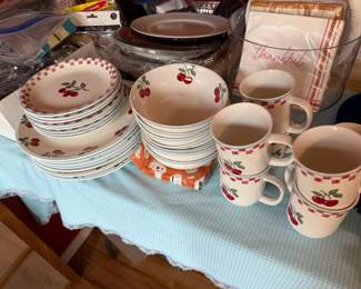 Cherry dishes