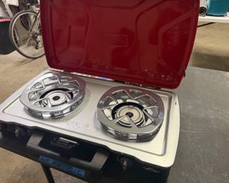 Camp stove
