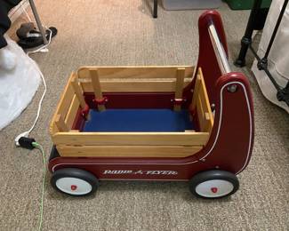 Radio flyer wagon