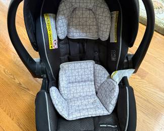 Graco car seat (2018)