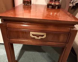 Vintage Thomasville Mystique Asian Ming Style Side Table