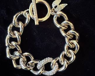 Victoria's Secret Gold Tone Chunky Chain Toggle Bracelet with Angel Wings and Rhinestones