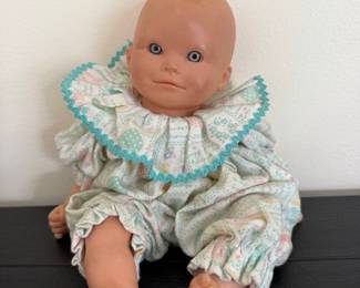 Vintage 1996 Corolle Bébé Baby Doll