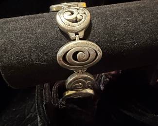 Brighton Vertigo Swirl Link Bracelet