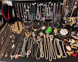 Vintage Costume Jewelry Collection - Necklaces, Bracelets, and Brooches