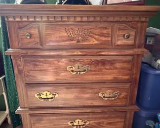 Vintage Broyhill "Oak Acorn" Chest of Drawers