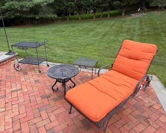 Vintage Wrought Iron Daisy Pattern Patio Set