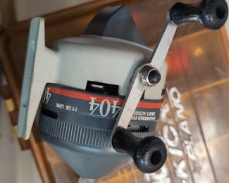 Vintage Zebco 404 Spincast Fishing Reel