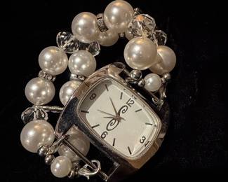 Women's Pearl and Crystal Beaded Watch