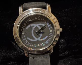Chanel "Plaque Or" G20M Swiss Made Watch