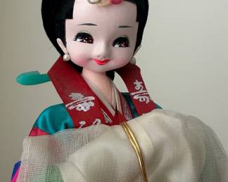 Vintage Korean Hanbok Doll by Oh Hee-mi Doll Research Institute