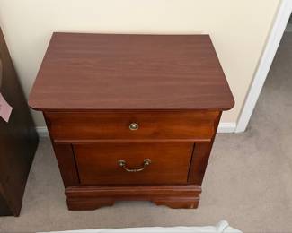 Vintage Ethan Allen Bachelor's Chest