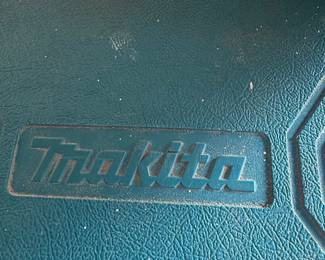 Makita 6000 Cordless Driver Drill with Charger and Case