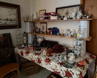 tea cups, collectibles, decor