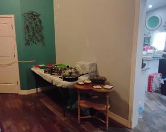 Po.\nTs and pans serving trays service 44 dinner wear table