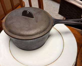 cast iron stew pot