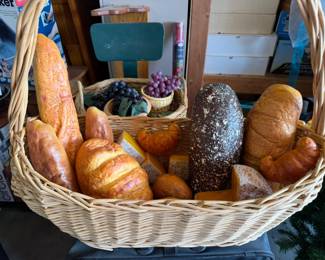 bread and cheese basket