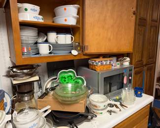 Corning Ware, microwave, Pampered Chef, bakeware, coffee maker