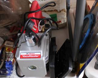 Vacuum Master Pump