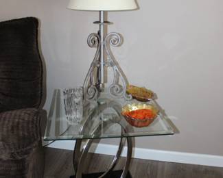 Modern End Table and Lamp
