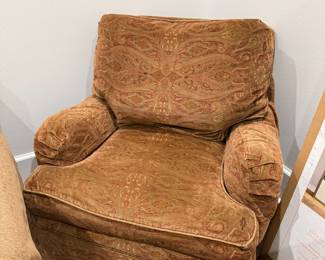 Blue Moon Estate Sale w/ Oscar De La Renta, Decor & Patio Sets