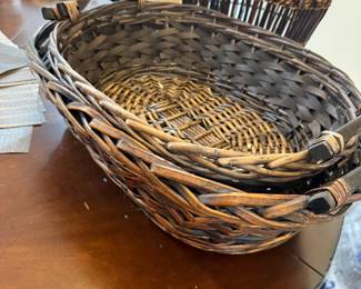 Blue Moon Estate Sale w/ Oscar De La Renta, Decor & Patio Sets