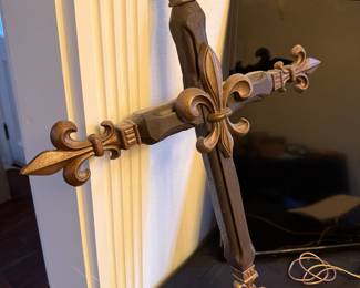 Blue Moon Estate Sale w/ Oscar De La Renta, Decor & Patio Sets