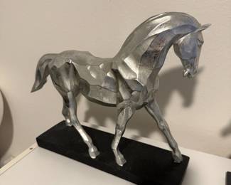 Blue Moon Estate Sale w/ Oscar De La Renta, Decor & Patio Sets