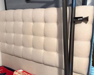Blue Moon Estate Sale w/ Oscar De La Renta, Decor & Patio Sets