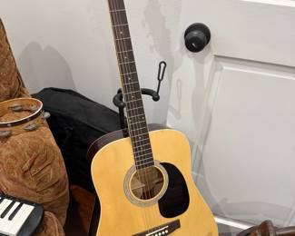 Blue Moon Estate Sale w/ Oscar De La Renta, Decor & Patio Sets