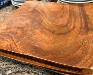 Blue Moon Estate Sale w/ Oscar De La Renta, Decor & Patio Sets