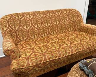 Blue Moon Estate Sale w/ Oscar De La Renta, Decor & Patio Sets