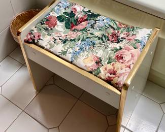 Vanity Bench
