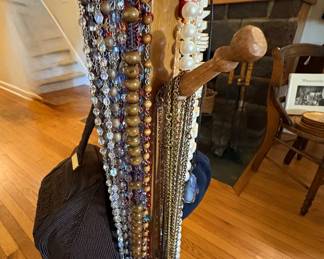 Necklaces & Rosary Beads