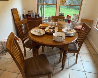 Vintage Extendable Kitchen Table